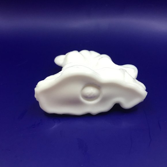 VTG Summit Glass Milk Glass Mice "Couple In Love" - Picture 3 of 3